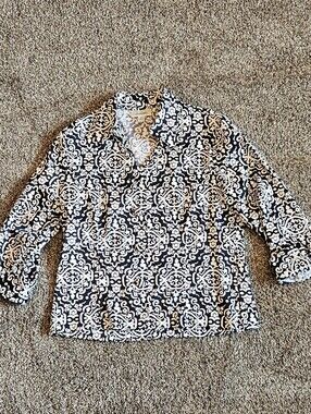 Dress Barn Navy & White Geometric Three-Quarter Button-Front Blouse